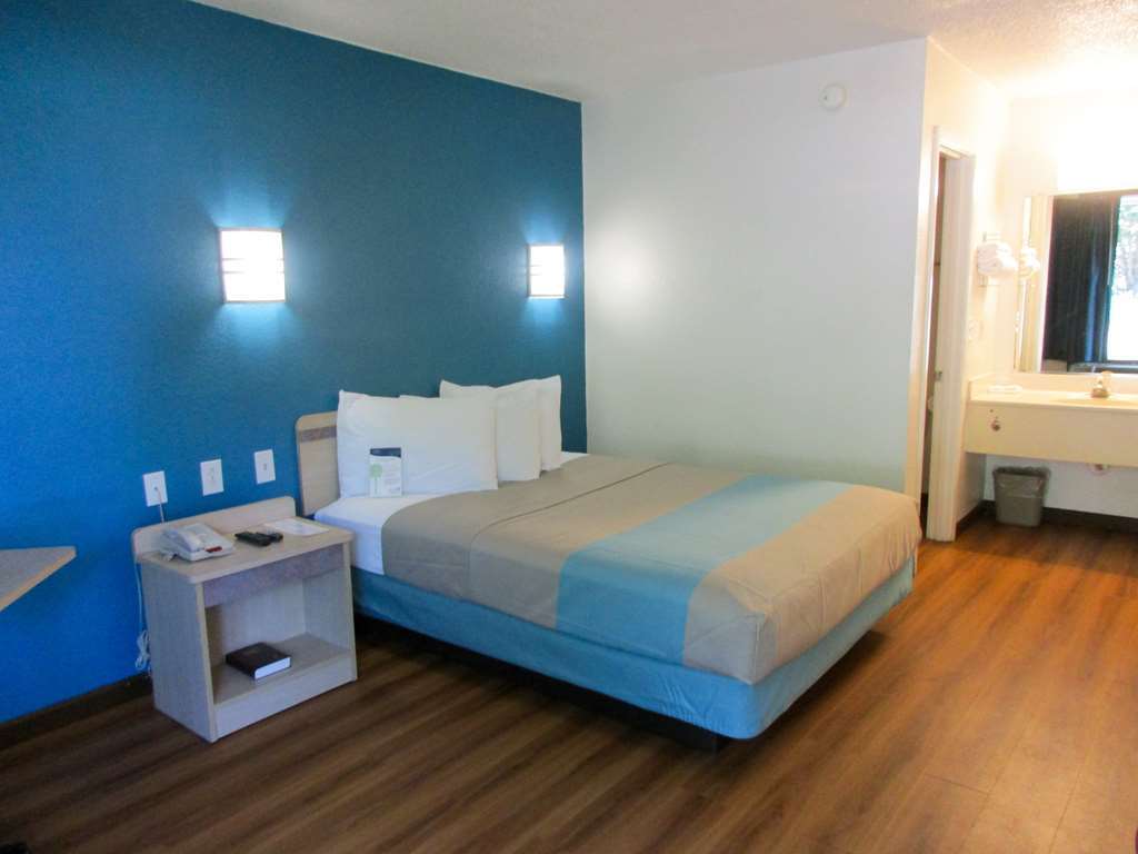 Motel 6 Huntsville - Madison Habitación foto