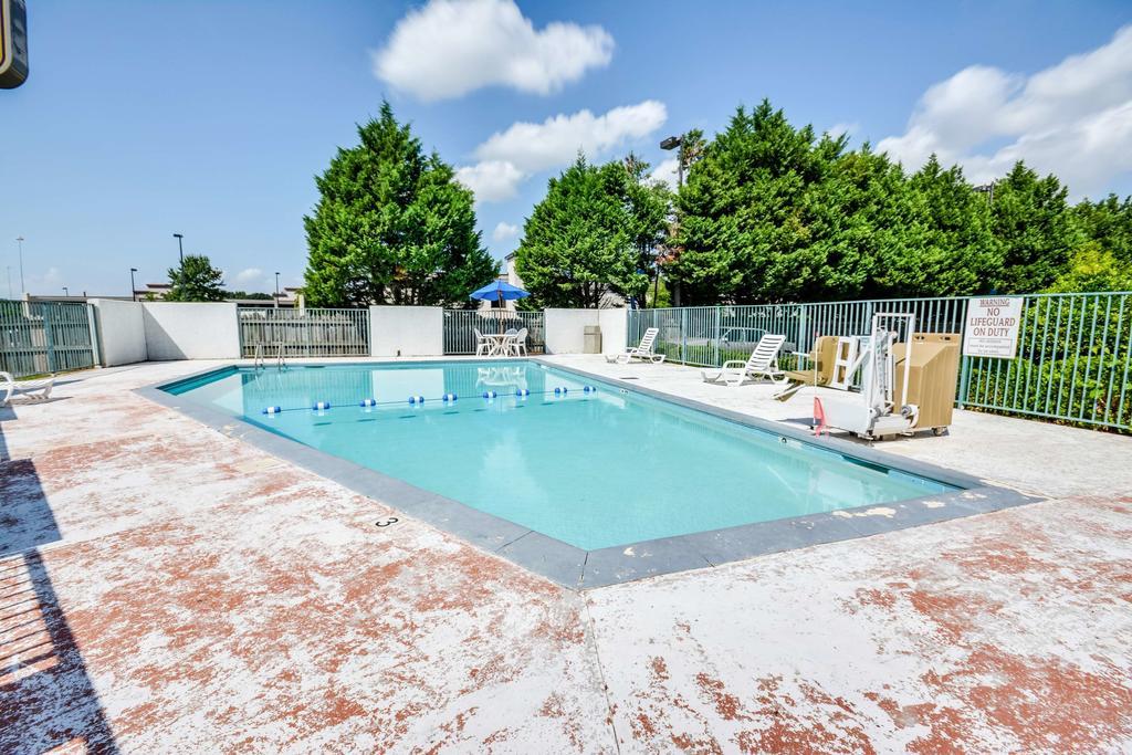 Motel 6 Huntsville - Madison Exterior foto