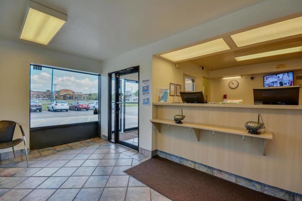 Motel 6 Huntsville - Madison Exterior foto